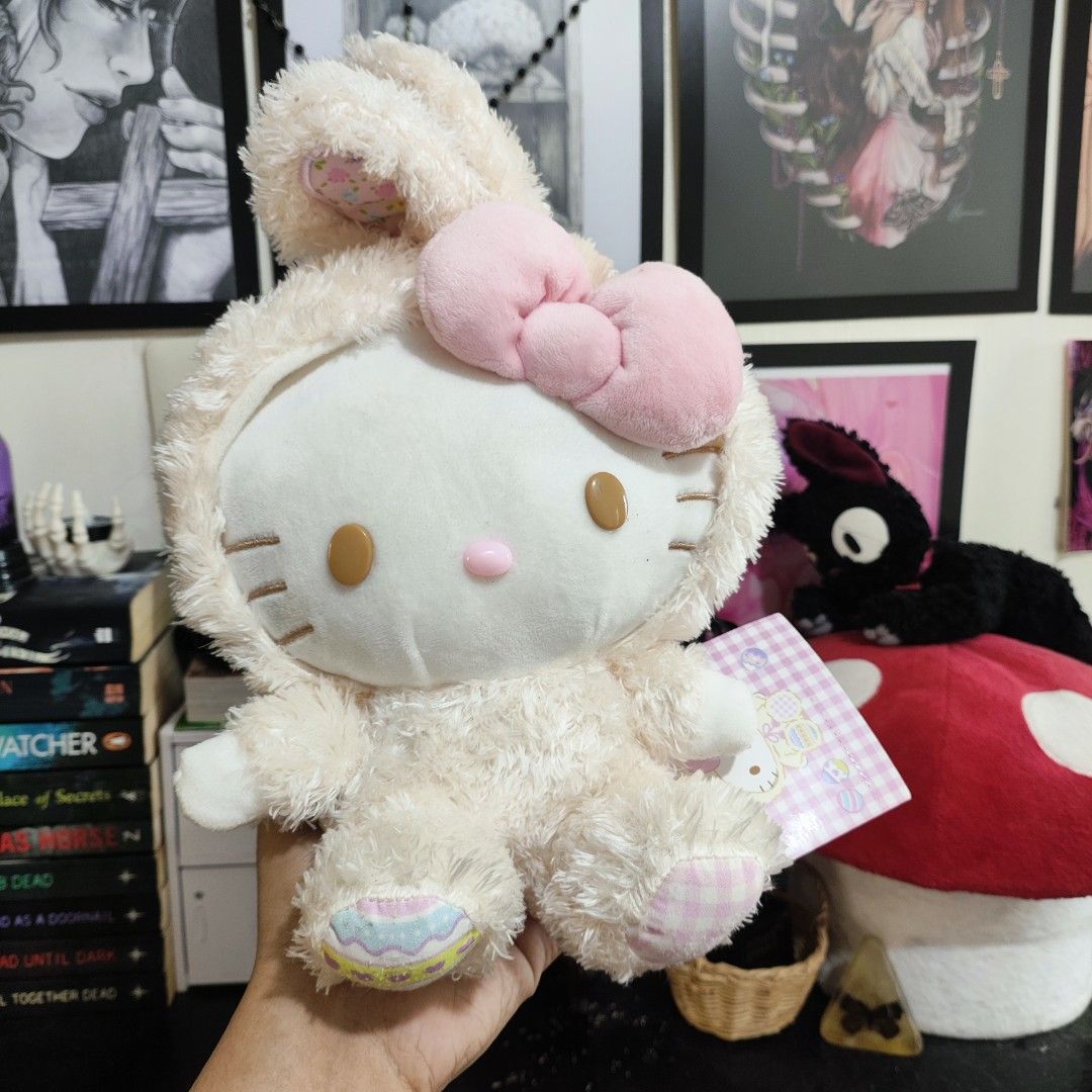 ✦ Sanrio Hello Kitty Easter Rabbit Plush Doll ✦ (Category: Plushies & Soft Toys) located in Santa Rosa. Submitted by rusalkascottage (Listing ID 1470464930, Image 2). Description: ୨୧ ───────────── ୨୧ P400 GC@@@sh P540 COD / PayLater ♡ WYSIWYG ♡ Onhand & ready to ship ୨୧ ───────────── ୨୧ ✦ FAQs ✧ Location: Sta. Rosa, Laguna ✧ Shipping starts at P36 ✧ COD price is adjusted due to platform fees. Vouchers may be used if available. ୨୧ ───────────── ୨୧