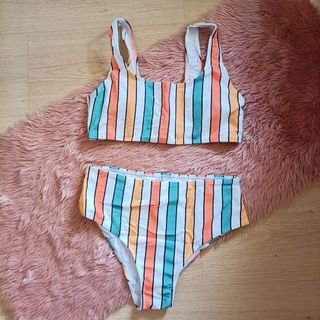 (Category: ) located in . Submitted by Miss_Chuch0521 (Listing ID 1470365719, Image 1). Description: .