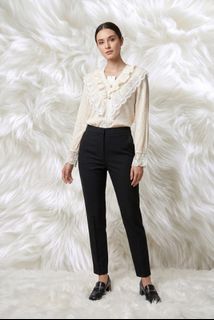 (Category: ) located in . Submitted by aithriftcloset (Listing ID 1470495580, Image 1). Description: .
