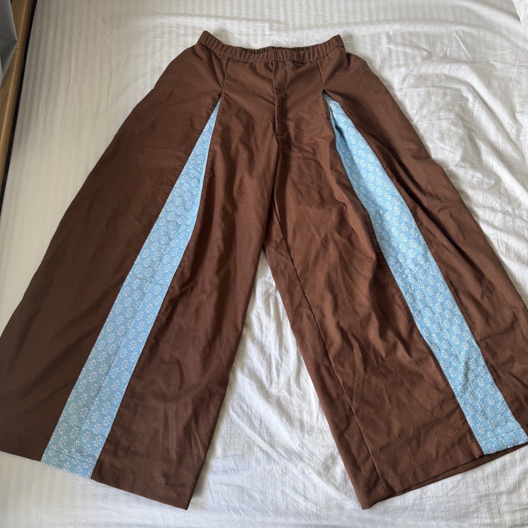 Abel PH Silip Pants in Brown and Light Blue Inabel (Category: Jeans) located in Antipolo. Submitted by pldrnmrtnz13 (Listing ID 1470411375, Image 1). Description: Abel PH Silip Pants Wide Leg Pants in Brown Cotton/Linen with Light Blue Inabel Pleat Detail Brand new, never worn, bought from Katutubo Pop Up Market for ₱4500 Half garter waistband, can fit 32-42" waist.