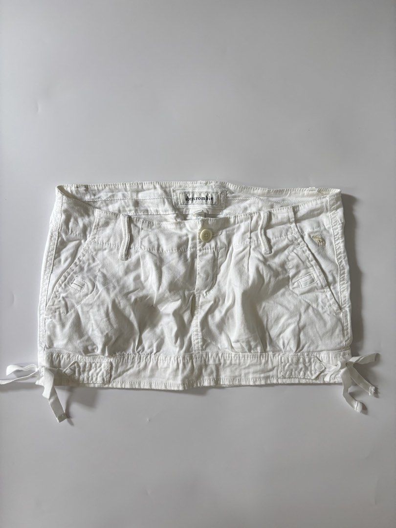 abercrombie micro shorts (Category: Skirts) located in Binan City. Submitted by byhiraeth (Listing ID 1470463303, Image 1). Description: -size 30” hips -10” length -will only entertain offers since IM out of reply quota -loc is santa rosa, laguna.