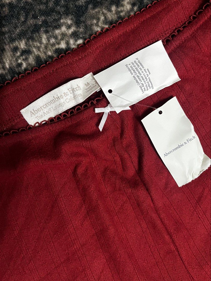 Abercrombrie & Fitch louge (Category: Undergarments & Loungewear) located in Rizal. Submitted by ryaa.x (Listing ID 1470545472, Image 2). Description: Can fit S To Large stretchable.