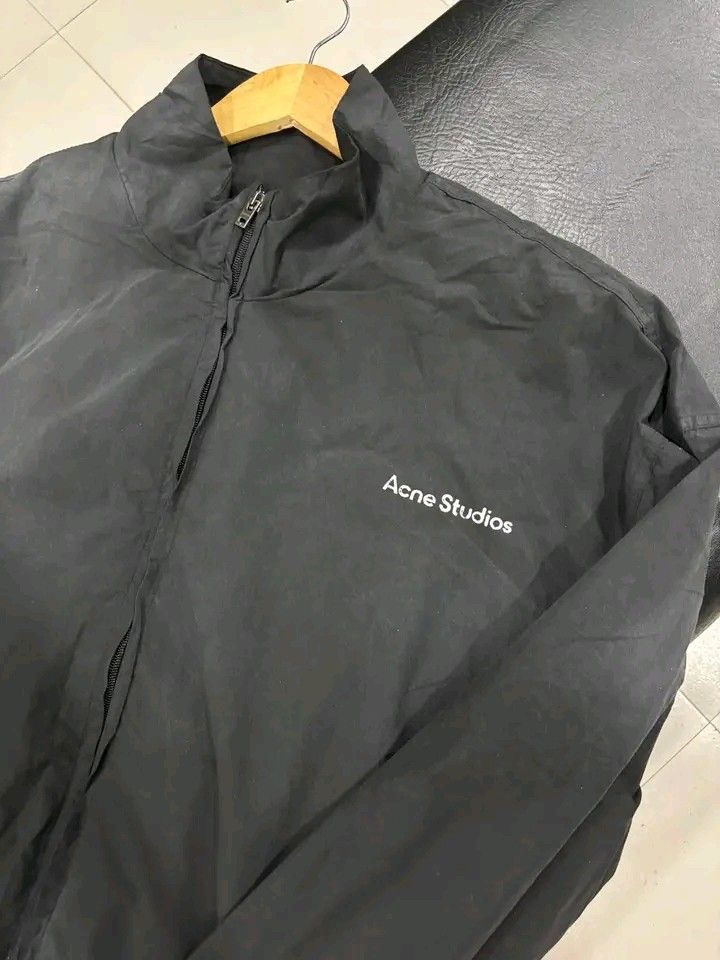 ACNE STUDI0S washed jacket (Category: Luxury Apparel) located in Navotas City. Submitted by DalVintage (Listing ID 1470509052, Image 3). Description: Acn3 s2dios coach jacket XL boxy 28 width 28 length.