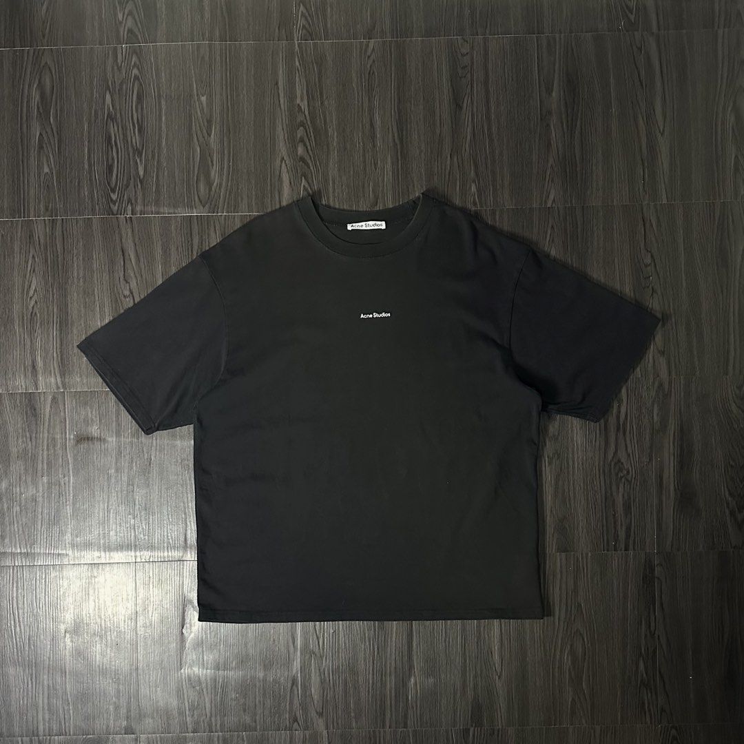 ACNE STUDIOS (Category: Formal Shirts) located in San Jose del Monte. Submitted by xanthrift2.0 (Listing ID 1470456580, Image 1). Description: ACNE STUDIOS color rate: 9.9/10 dimes: 25 x 29 (xl to xxl) ₱999 .