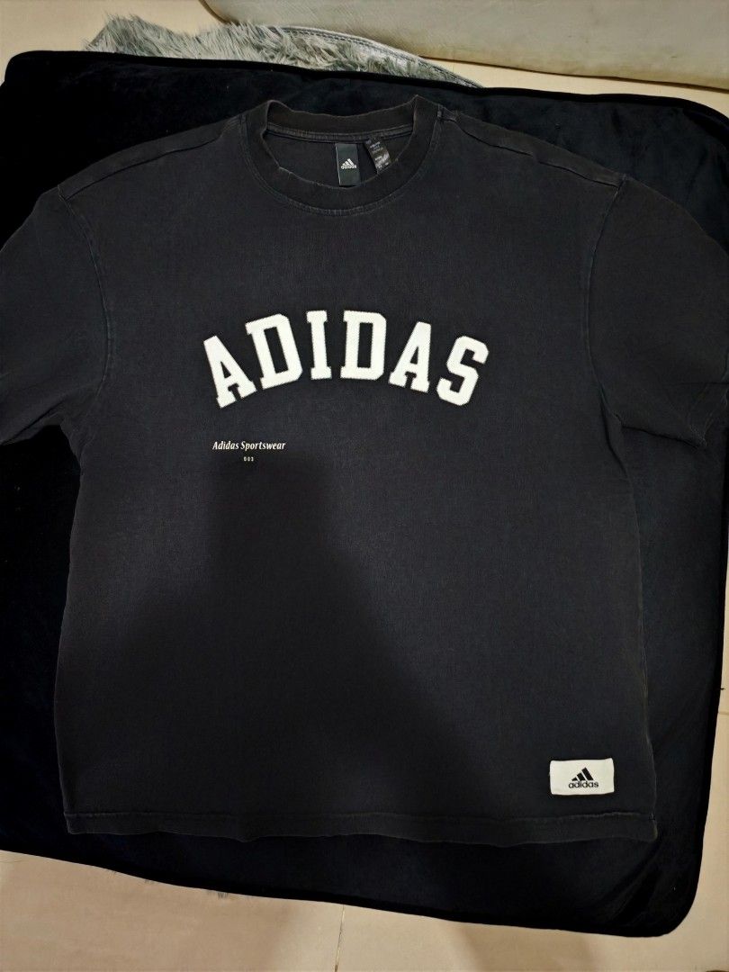 Adi shirts authentic (Category: Tshirts & Polo Shirts ) located in Mandaluyong City. Submitted by fiercestorm.31 (Listing ID 1470412323, Image 1). Description: Authentic Adi shirts With tags Available for bundle Dm for more photos.