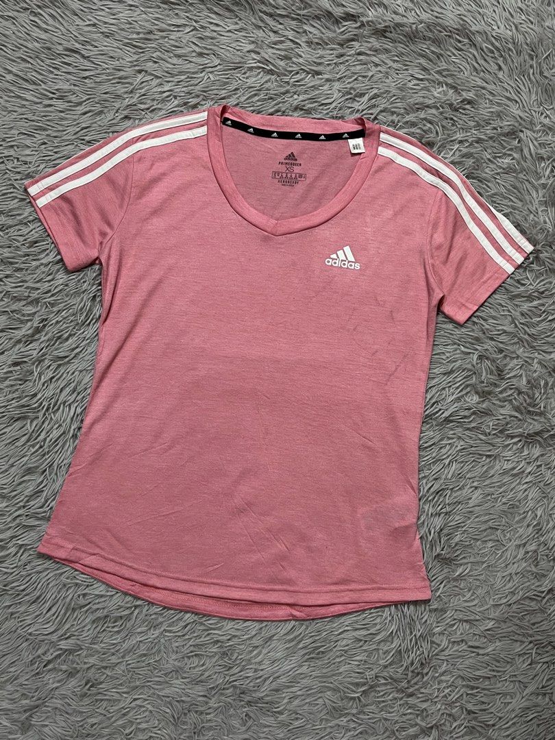 Adidas Active Top (Category: Activewear) located in Dipolog. Submitted by krstnagnis98 (Listing ID 1470349591, Image 2). Description: Adidas Active Top S-M Authentic Like new .