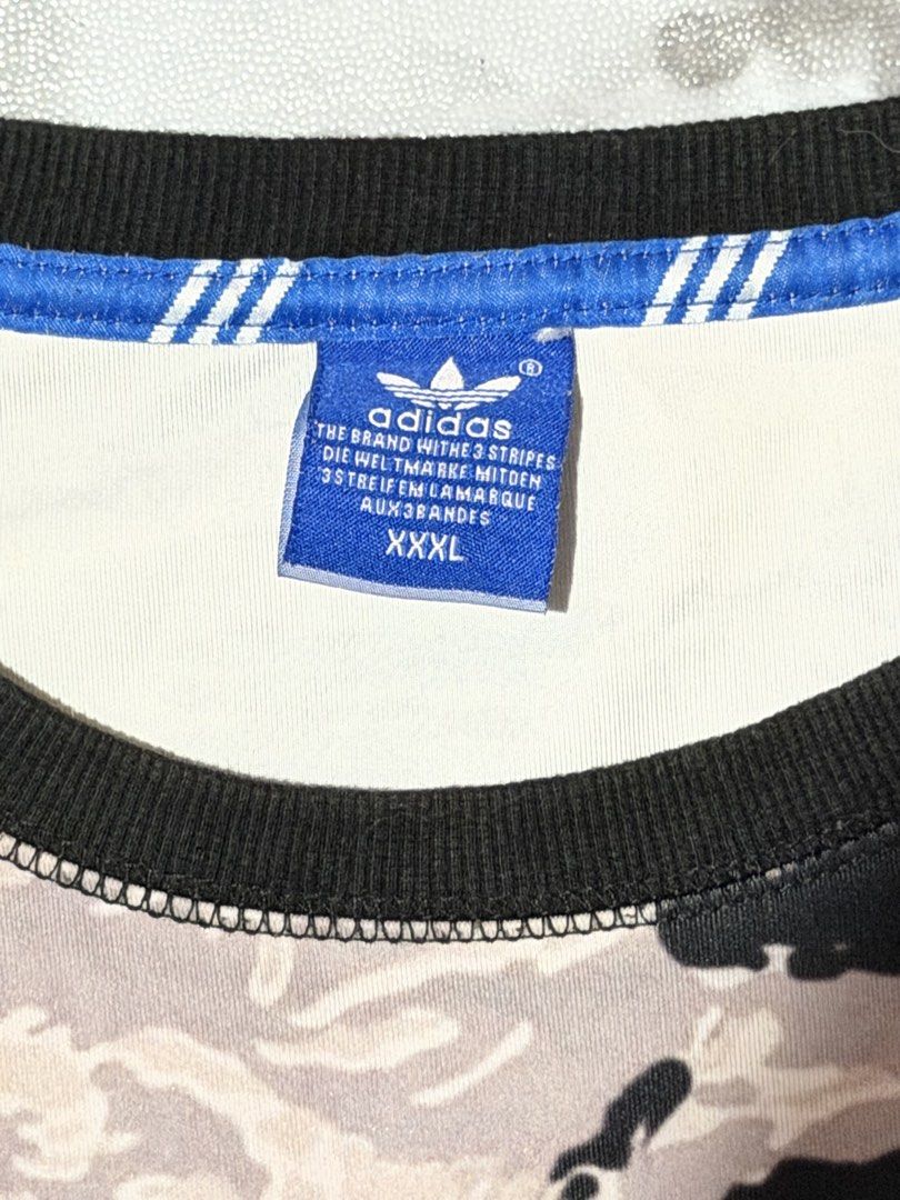 Adidas Camouflage crewneck (Category: Coats, Jackets and Outerwear) located in Quezon City. Submitted by pinkystrends.co (Listing ID 1470486952, Image 2). Description: .