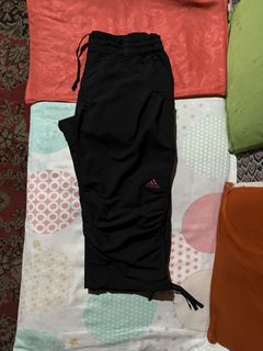 (Category: ) located in . Submitted by thrift_mo_kuys (Listing ID 1470555731, Image 1). Description: .