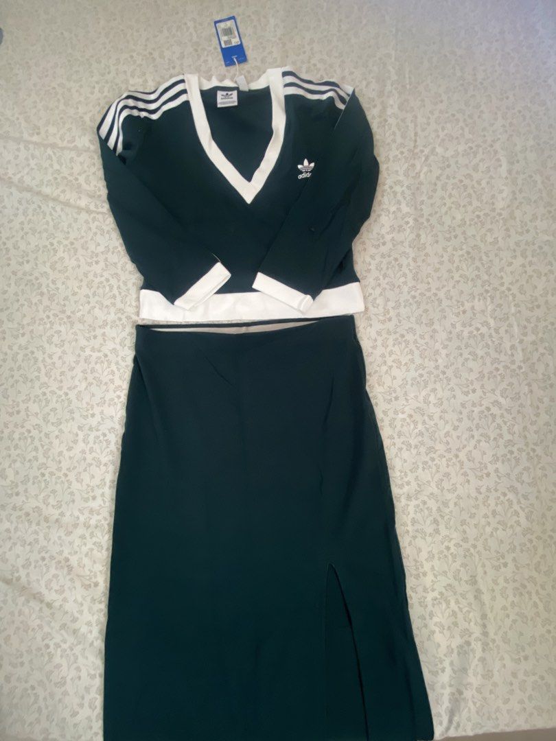 Adidas Co-ords (Category: Sets or Coordinates) located in Tarlac. Submitted by mikeedomingo (Listing ID 1470363300, Image 1). Description: -never used - altered maxi dress -now a 2 piece set.