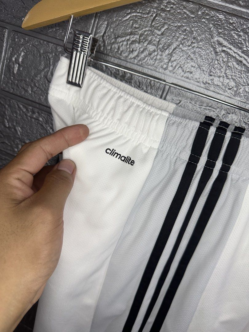 Adidas Drifit Shorts ‼️Authentic / Legit‼️ (Category: Activewear) located in Palompon. Submitted by jlaurentemazoo (Listing ID 1470509270, Image 3). Description: Adidas Drifit Shorts ‼️Authentic / Legit‼️ Size Small (Adults) W: 26-32 L: 17 Good as New Condition 10/10 Color Rate No Issue/Flaws No Side Pockets Detailed Photos are Posted 385 Pesos Only Unli Vouch and Vcall for safety purposes.