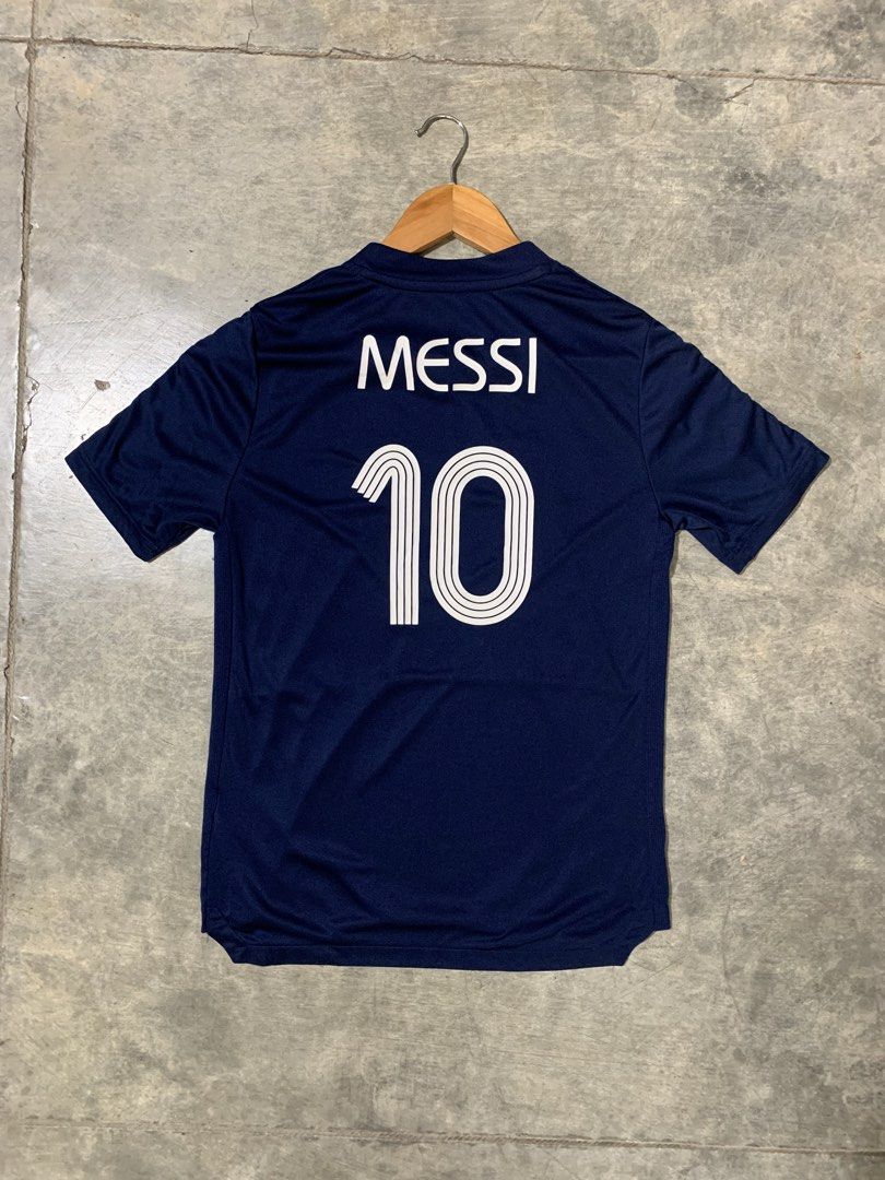 Adidas Messi Tiro Number 10 Training Jersey (Category: Tshirts & Polo Shirts ) located in Tibiao. Submitted by notaveragethrift (Listing ID 1470497736, Image 3). Description: Width- 18.5 Length- 26 CR- 10/10 Excellent to like new condition Need wash No crack prints No issue.
