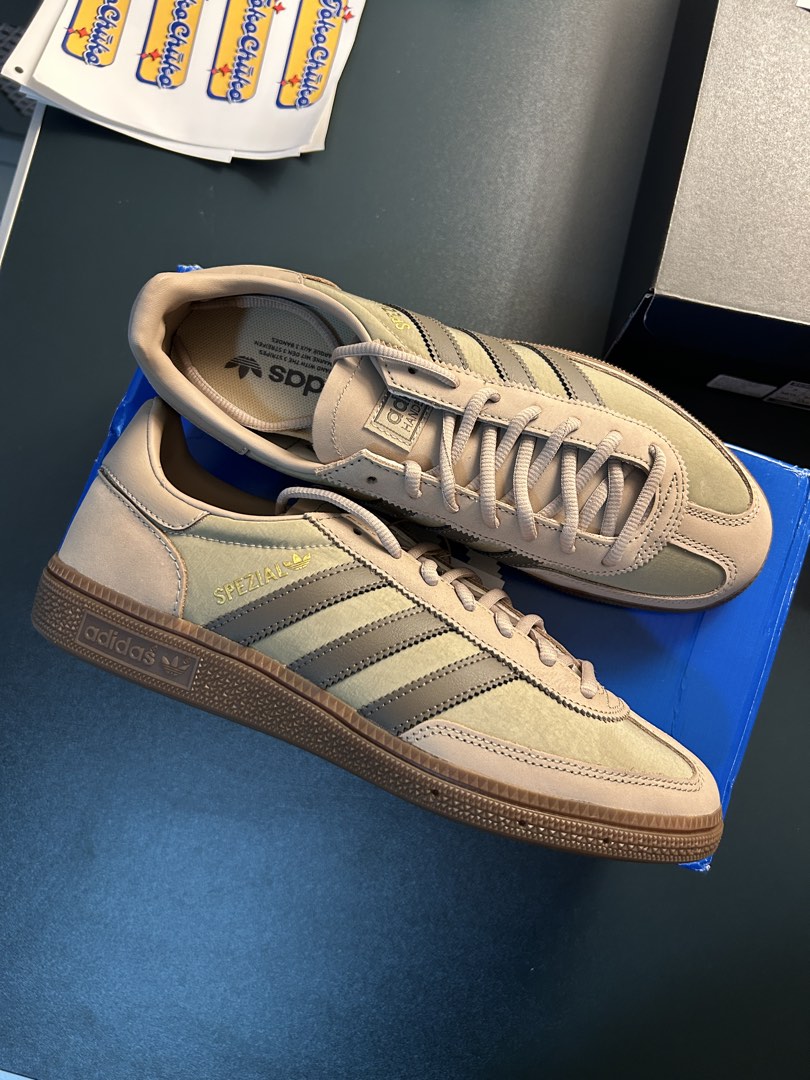Handball Basic Photo ADIDAS ORIGINALS HANDBALL SPEZIAL UK8, Men's Fashion, Footwear ...