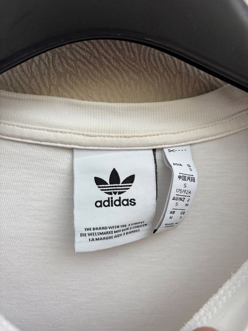 Adidas Shirt (Category: Tshirts & Polo Shirts ) located in Baybay. Submitted by thrift.ed2023 (Listing ID 1470438605, Image 3). Description: Adidas Shirt Medium 20x27 No Issue Need Wash Good as New .