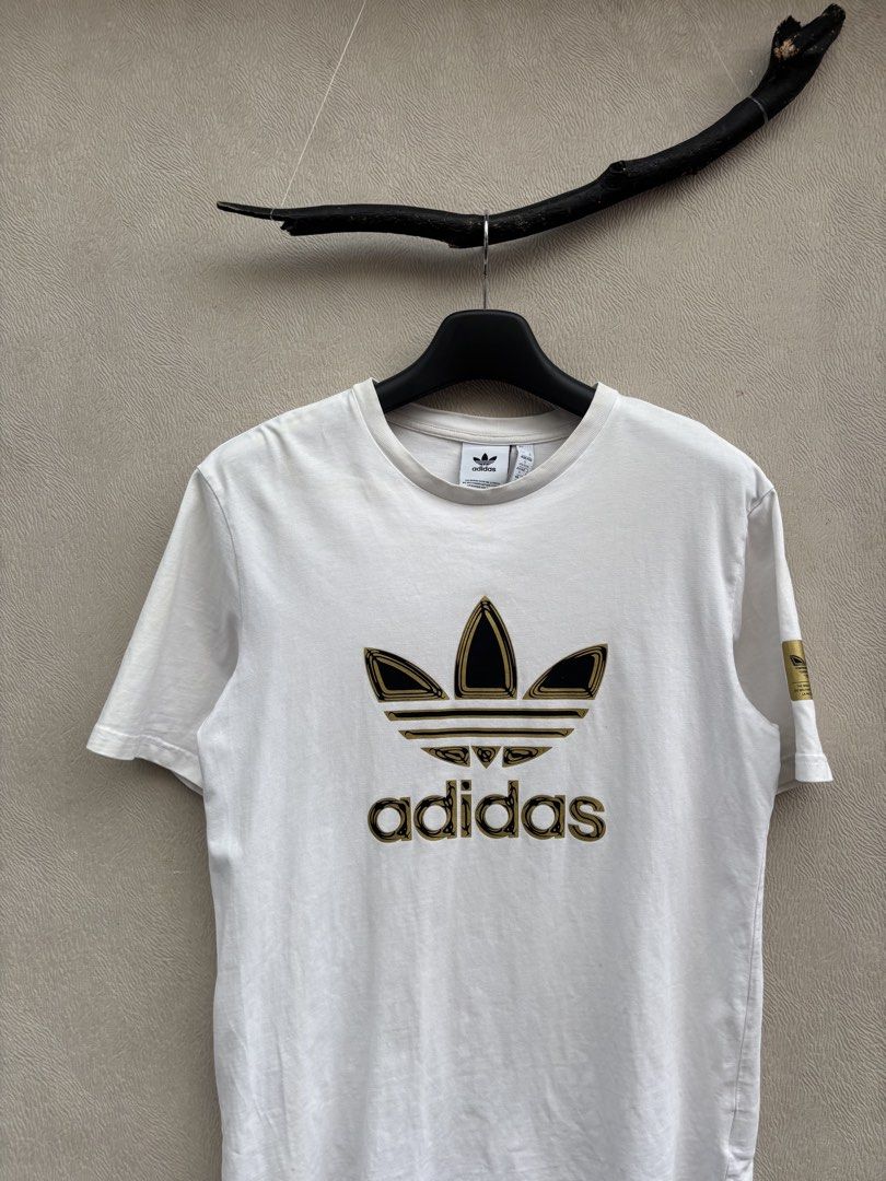 Adidas Shirt (Category: Tshirts & Polo Shirts ) located in Baybay. Submitted by thrift.ed2023 (Listing ID 1470438605, Image 2). Description: Adidas Shirt Medium 20x27 No Issue Need Wash Good as New .