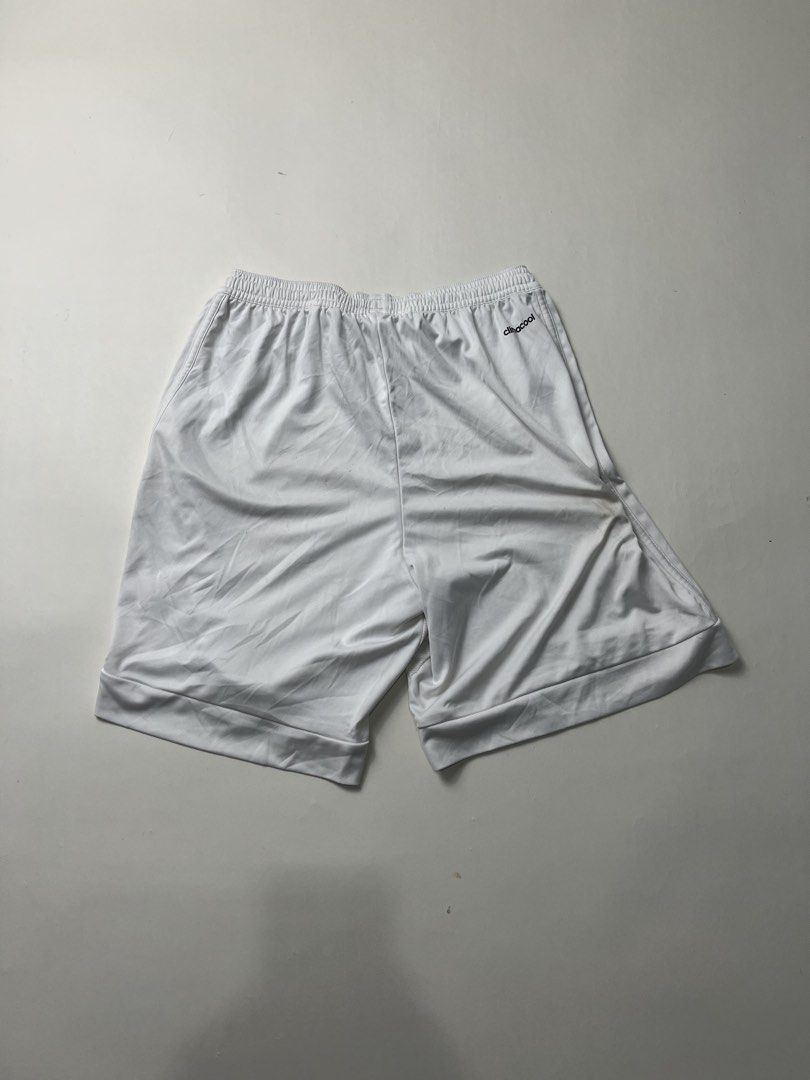 Adidas Shorts (Category: Shorts) located in Makati City. Submitted by ufcknwthbst (Listing ID 1470361052, Image 3). Description: 26-32 waist 16 inch length 9.5/10 condition No issue.