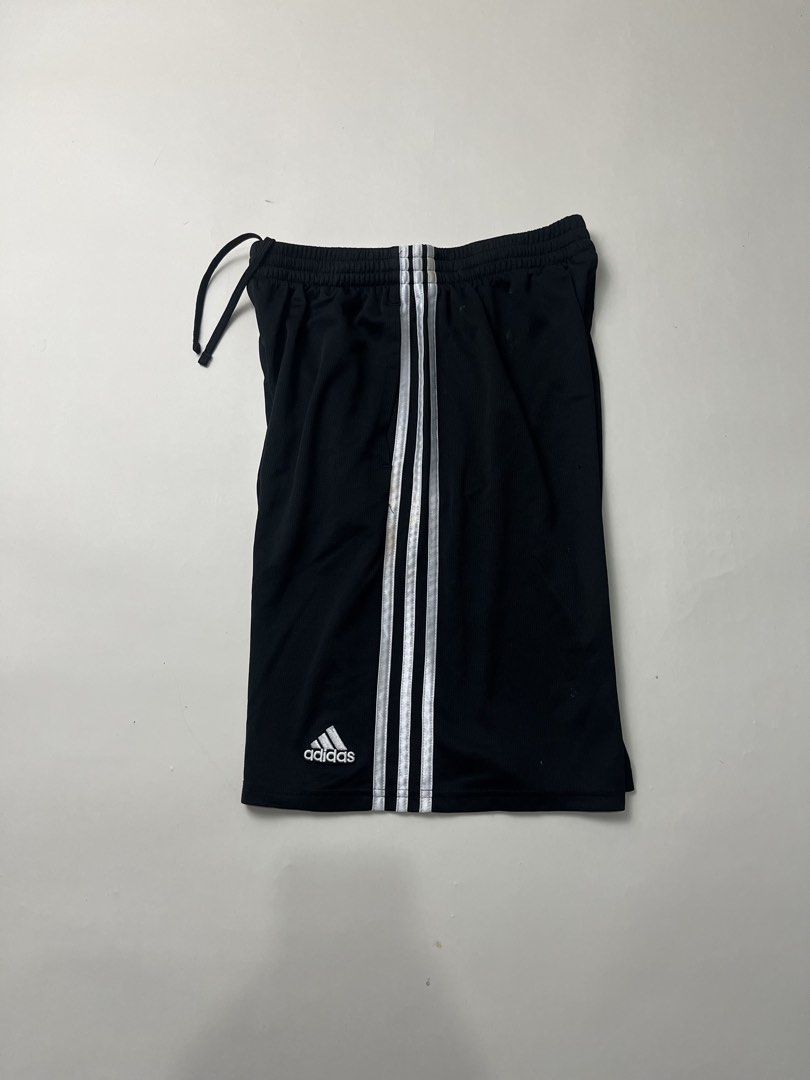 Adidas Shorts (Category: Shorts) located in Makati City. Submitted by ufcknwthbst (Listing ID 1470361173, Image 2). Description: 26-32 waist 19 inch length 9.5/10 condition No issue Need wash only.