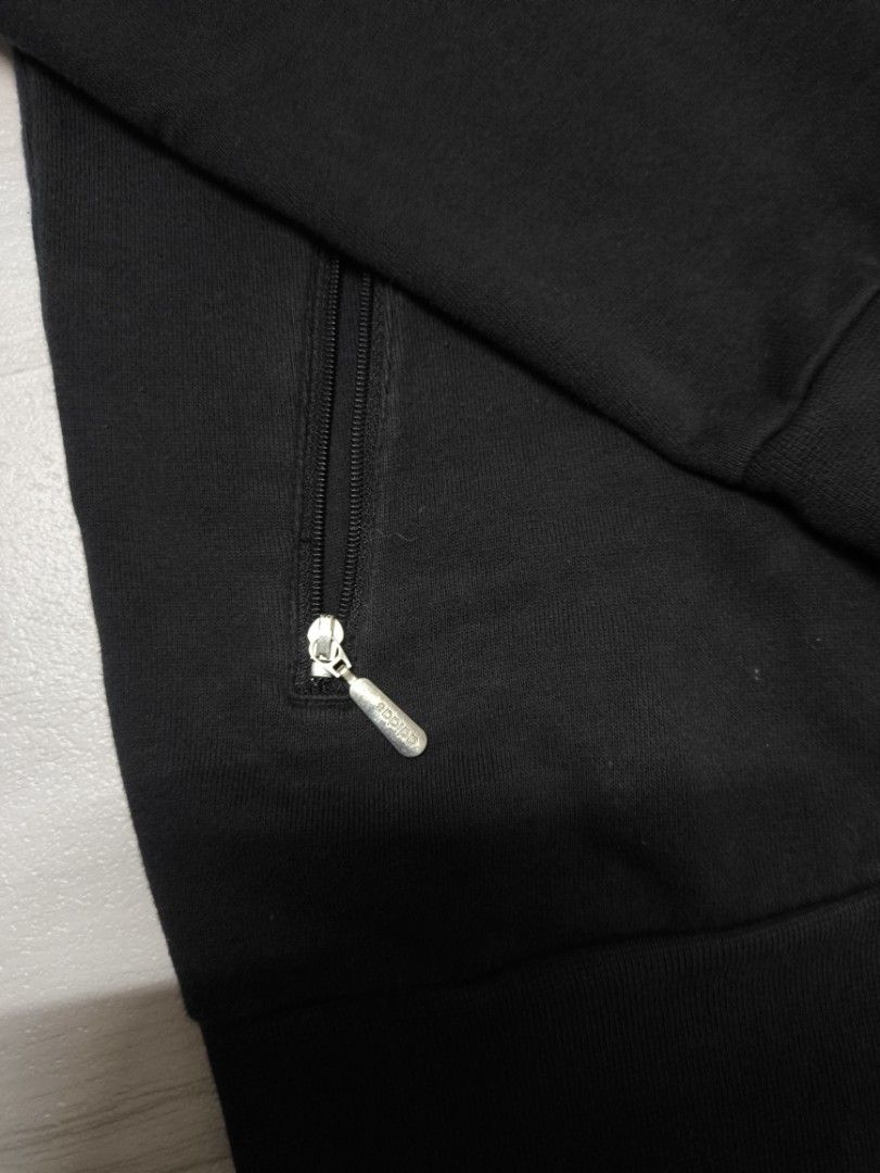 ADIDAS ZIP UP NO HOOD (Category: Coats, Jackets and Outerwear) located in Lupon. Submitted by thriftnikent (Listing ID 1470398369, Image 3). Description: EXCELLENT CONDITION NO ISSUE WASHED AND READY TO WEAR 19.5 WIDTH 25.5 LENGTH.