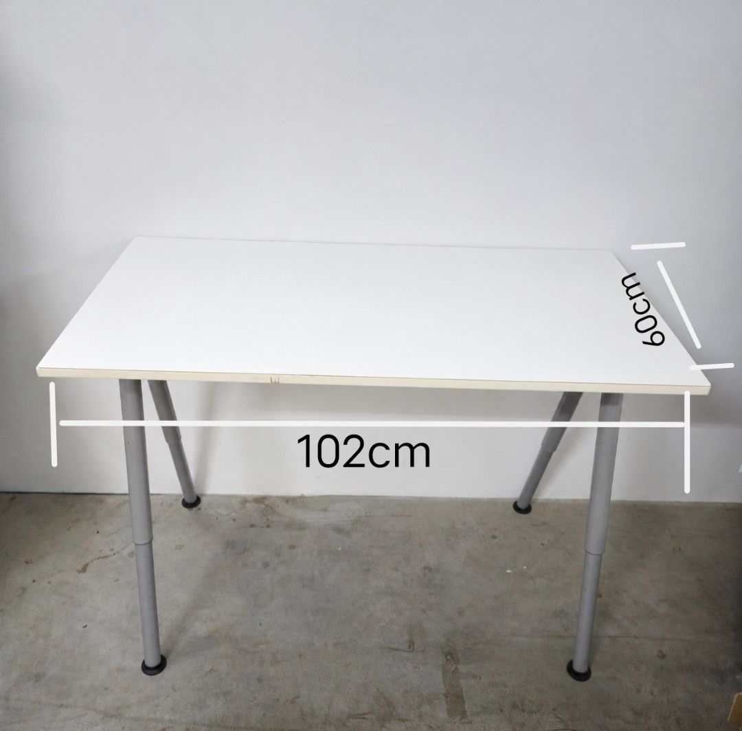 Adjustable Study Table (Category: Tables & Sets) located in Singapore. Submitted by joyce_florist_sg_ (Listing ID 1470436841, Image 2). Description: 102cm(L) X 60cm( W) pick it up at 2 Gambas Crescent Nordcom 2 tower 1 Singapore 757044 #04-05.