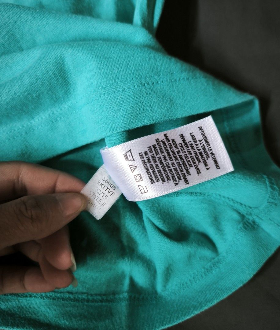 Aeropostale shirt (Category: Shirts) located in Manila. Submitted by wearforce (Listing ID 1470478198, Image 2). Description: Aeropostale shirt (women's) fit: small color rate 9/10 in good condition 99 + sf.