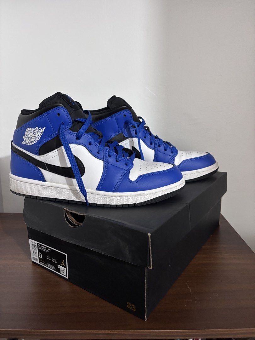 Air Jordan 1 Mid (Category: Sneakers) located in Taytay. Submitted by dale.clutter (Listing ID 1470479039, Image 1). Description: 5k Size 9 Used 3x only Taguig/Taytay.