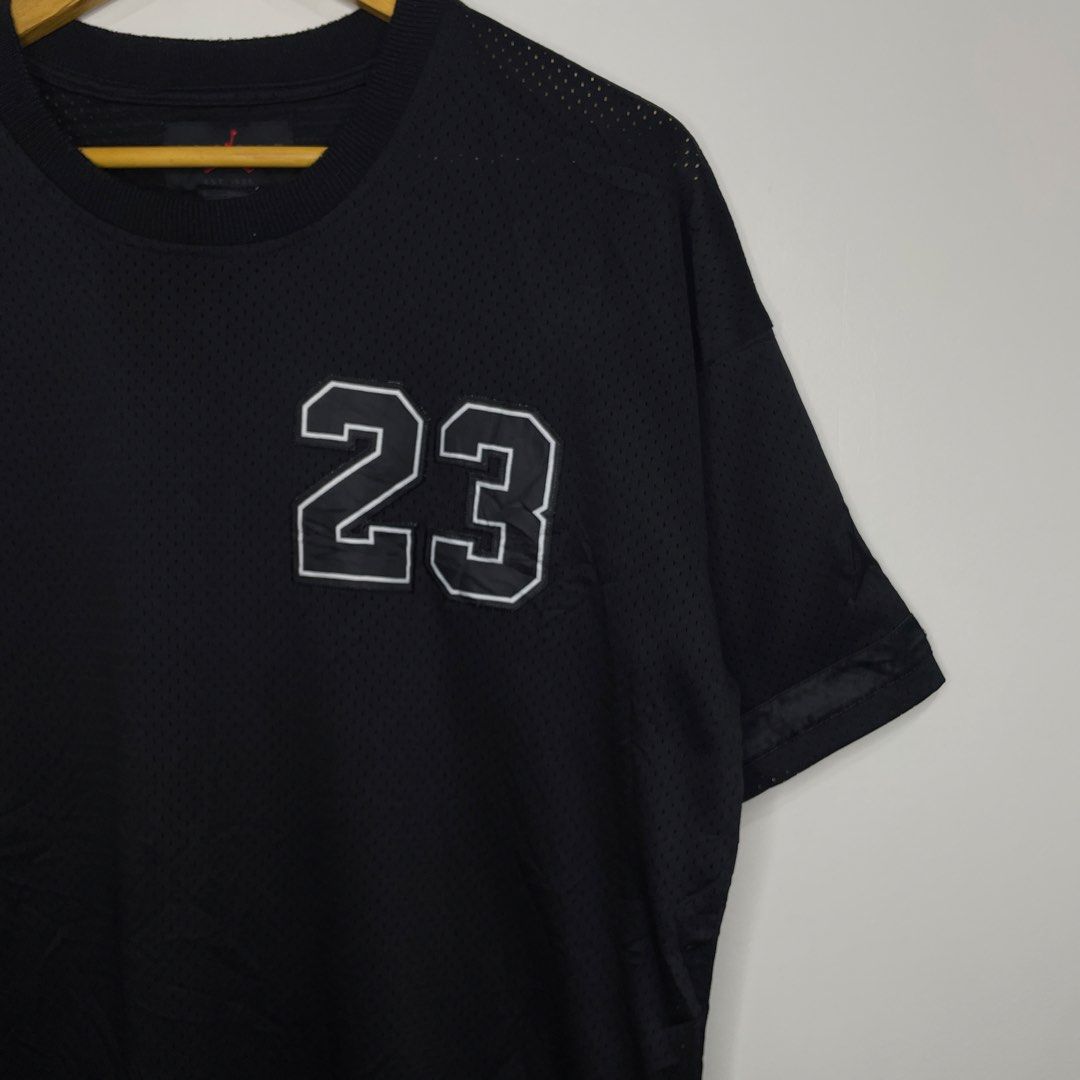 Air Jordan Mesh Jersy (Category: Tshirts & Polo Shirts ) located in Manila. Submitted by saintjohnn (Listing ID 1470397264, Image 3). Description: Air Jordan Mesh Jersy Size: XL Length: 30" Width: 23" No Issue Excellent Condition ₱850 .