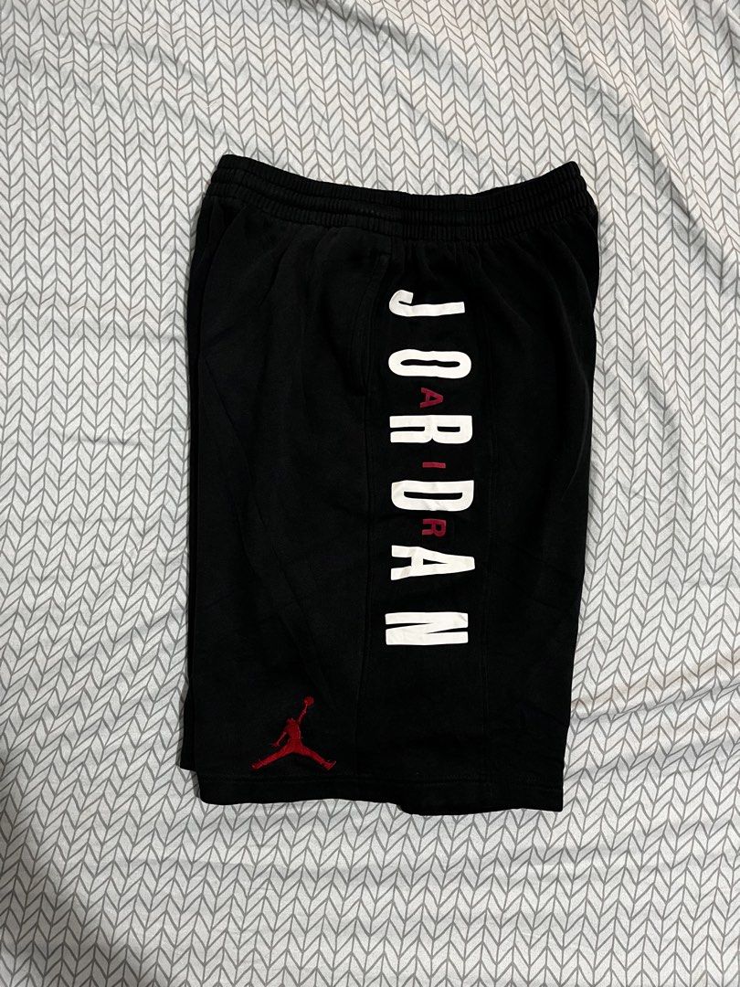 AIR JORDAN SPELL OUT (Category: Shorts) located in Polangui. Submitted by rodss7 (Listing ID 1470361476, Image 1). Description: .