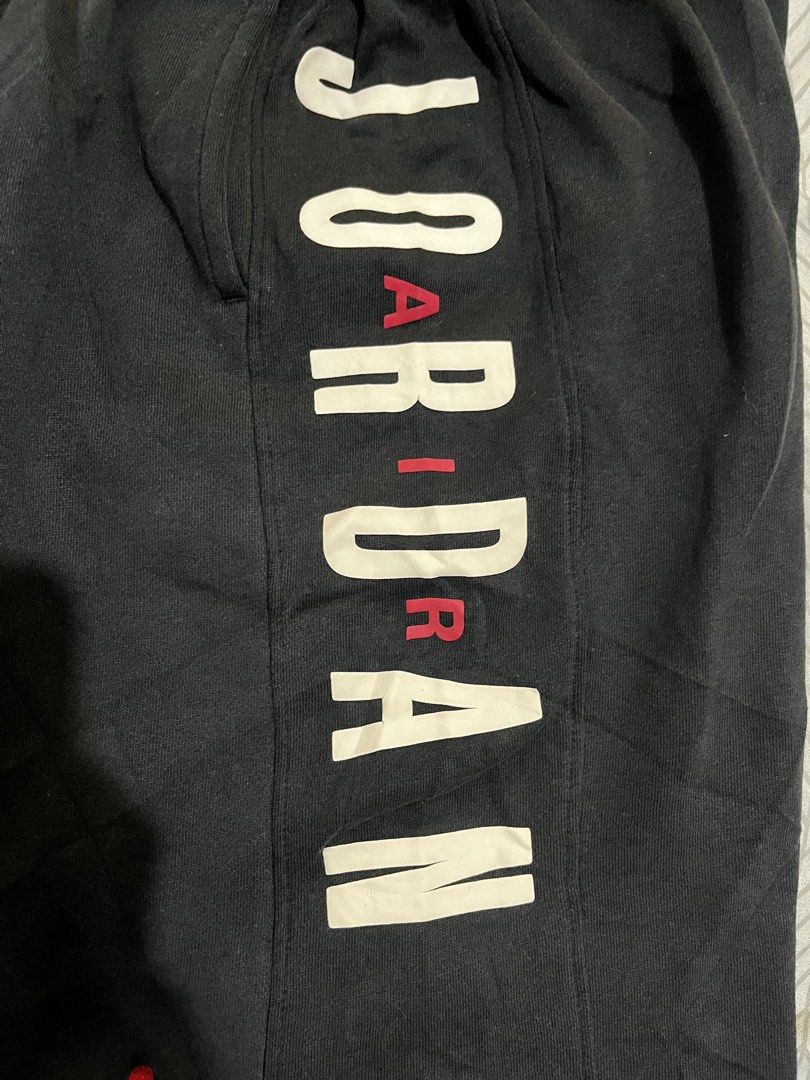 AIR JORDAN SPELL OUT (Category: Shorts) located in Polangui. Submitted by rodss7 (Listing ID 1470361476, Image 3). Description: .