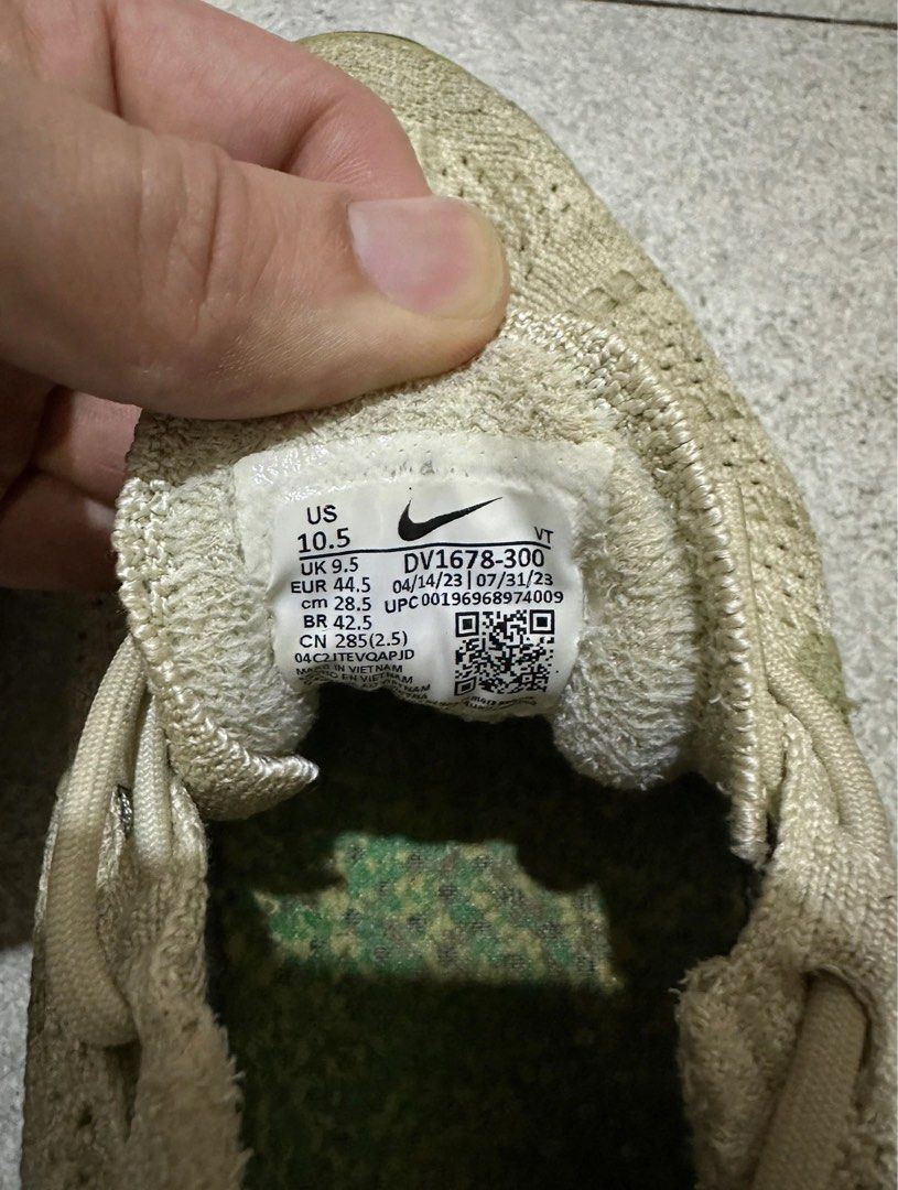 Air VaporMax 2023 Flyknit 'Honeydew' (Category: Sneakers) located in Manila. Submitted by garagesalemnl (Listing ID 1470508330, Image 3). Description: From your tag: • Model: Nike Air VaporMax 2023 Flyknit • Style Code: DV1678-300 • Colorway: Honeydew / Sea Glass / Honeydew • Size: US 10.5 | UK 9.5 | EUR 44.5 | 28.5cm • Made in Vietnam - 04/14/23 | 07/31/23 • UPC: 00196968974009 .