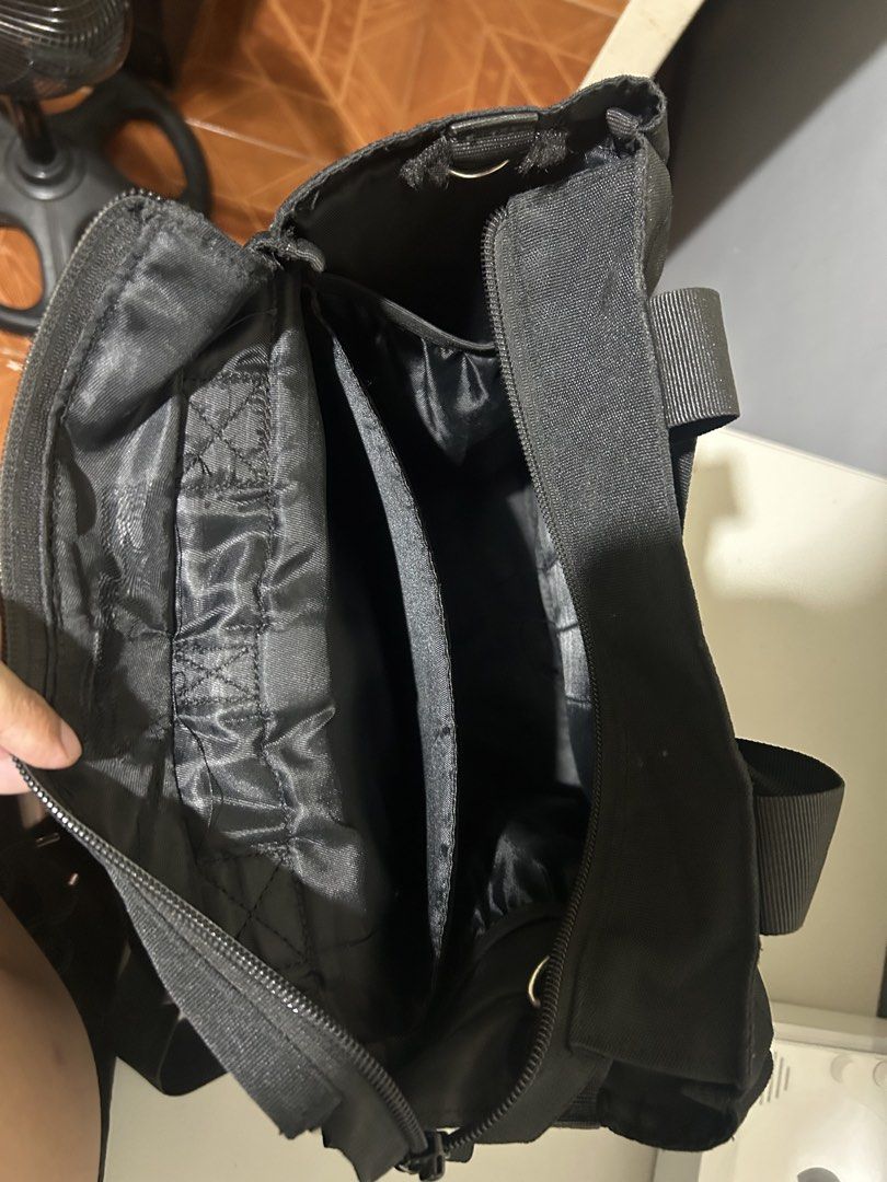Akbay Black Bag (Category: Backpacks) located in Caloocan City. Submitted by g4bbygabby (Listing ID 1470487989, Image 2). Description: - Brand: Akbay - Color: Classic Black - Material: Durable heavy-duty canvas - Straps: Dual top carry handles & adjustable clip-on shoulder straps - Pockets: Front zippered pocket with fabric pull tab + internal divider and side pockets - Ideal for: Everyday use, school, or work -Tutuklap lang ng unti yung bakal na