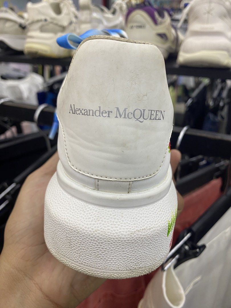 Alexander mcqueen (Category: Sneakers) located in Manila. Submitted by hell_market (Listing ID 1470441263, Image 3). Description: .