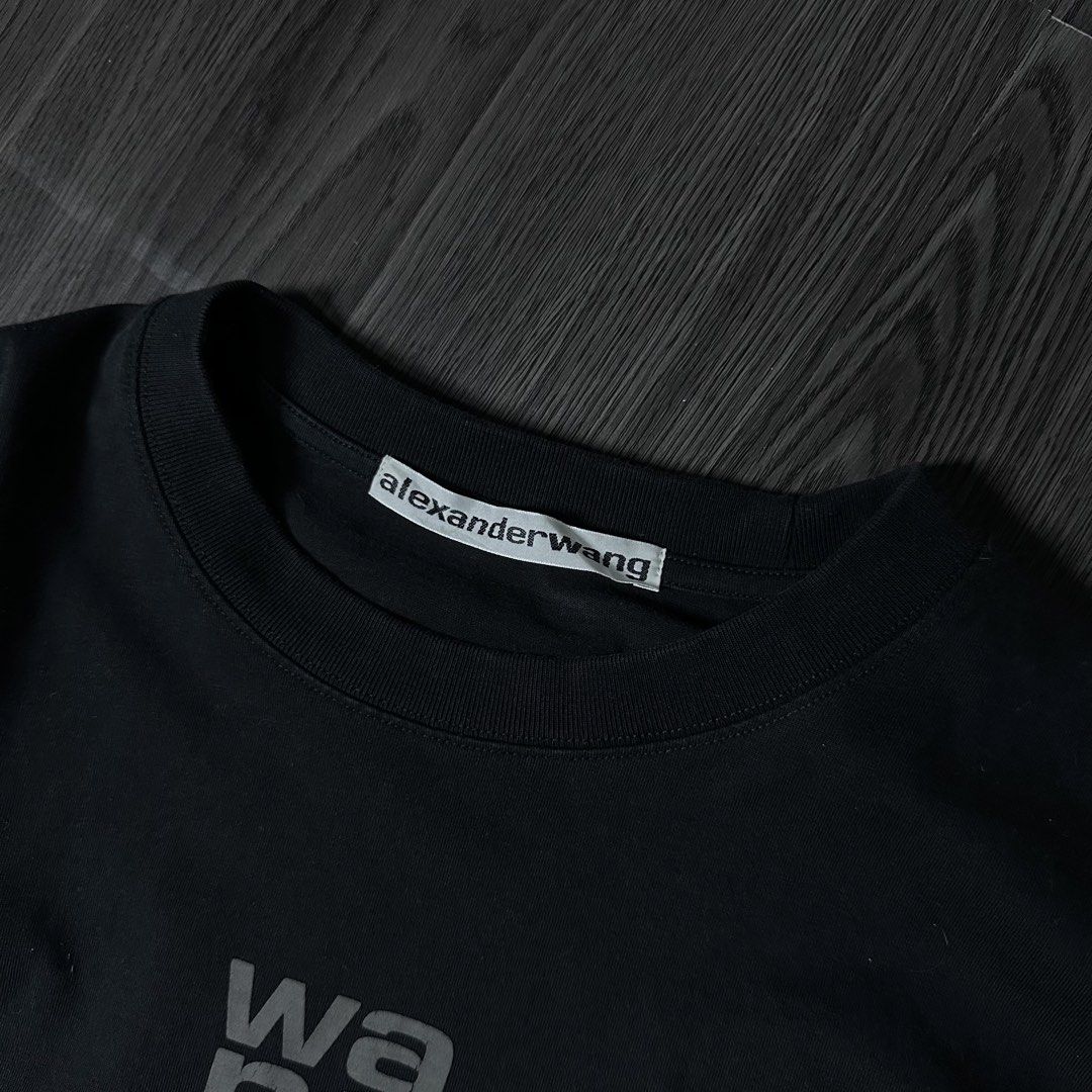 ALEXANDER WANG (Category: Formal Shirts) located in San Jose del Monte. Submitted by xanthrift2.0 (Listing ID 1470456295, Image 3). Description: ALEXANDER WANG color rate: 9.7/10 dimes: 23 x 29 (large to xl) ₱799.
