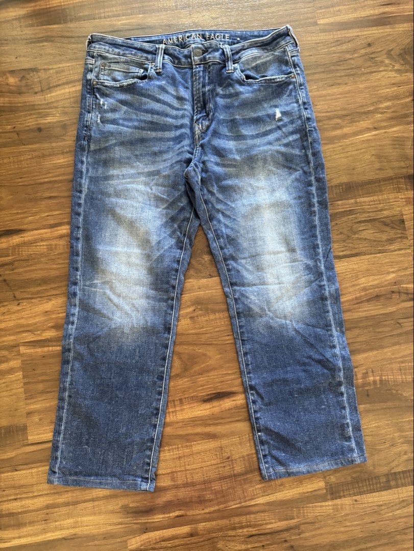 American Eagle Next Level AirFlex Jeans 36x32 (Category: Jeans) located in Las Pinas. Submitted by gelbins (Listing ID 1470406935, Image 1). Description: - Brand: American Eagle - Style: Next Level AirFlex Jeans - Size: 36x32 - Color/Wash: Medium wash blue - Material: 96% cotton, 3% polyester, 1% elastane - Features: Super stretchy fabric, classic five-pocket style, button fly, and front/back whiskering details - Condition: Great everyday denim w
