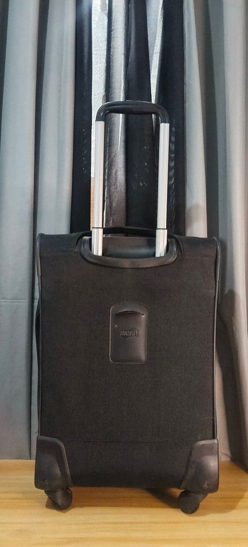 🧳AMERICAN TOURISTER BY SAMSONITE (Category: Luggage) located in Manila. Submitted by chocoman0235367 (Listing ID 1470413915, Image 2). Description: NEW ARRIVAL‼️ BRANDED IMPORTED FROM JAPAN AMERICAN TOURISTER BY SAMSONITE SPINNER LUGGAGE📍 🔰Expandable zipper 🔰Softcase Nylon Polyester 🔰Top and Side Carrier Handle 🔰Telescopic Push Handle 🔰 360 Rotation wheels ✨Front zipper Pocket 🔰Wide space Suitcase With Support Strap and Pocket 🔰 Lightwei
