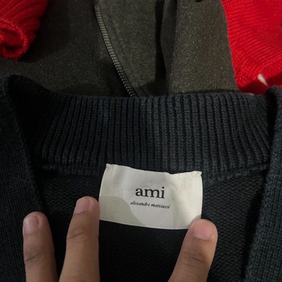 Ami cardigan wool Authentic (Category: Coats, Jackets and Outerwear) located in Alaminos. Submitted by stafits4youuu (Listing ID 1470507306, Image 3). Description: 24 x 26 large on tag excellent to as new no issue AUTHENTIC.