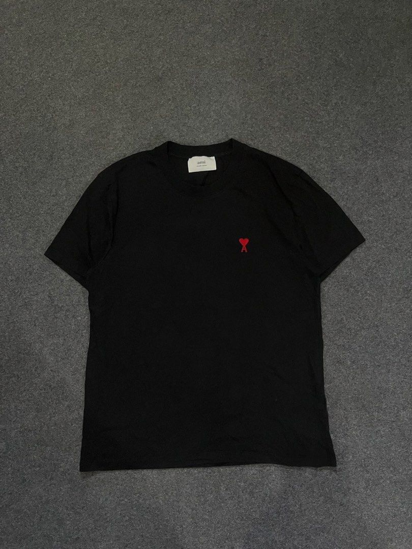 Ami tshirt (Category: Tshirts & Polo Shirts ) located in Lapu Lapu. Submitted by jhonrener41426 (Listing ID 1470420352, Image 1). Description: Size medium Waist-19 Length-26 Excellent condition Color rate 9.5/10 Authentic Issue none .
