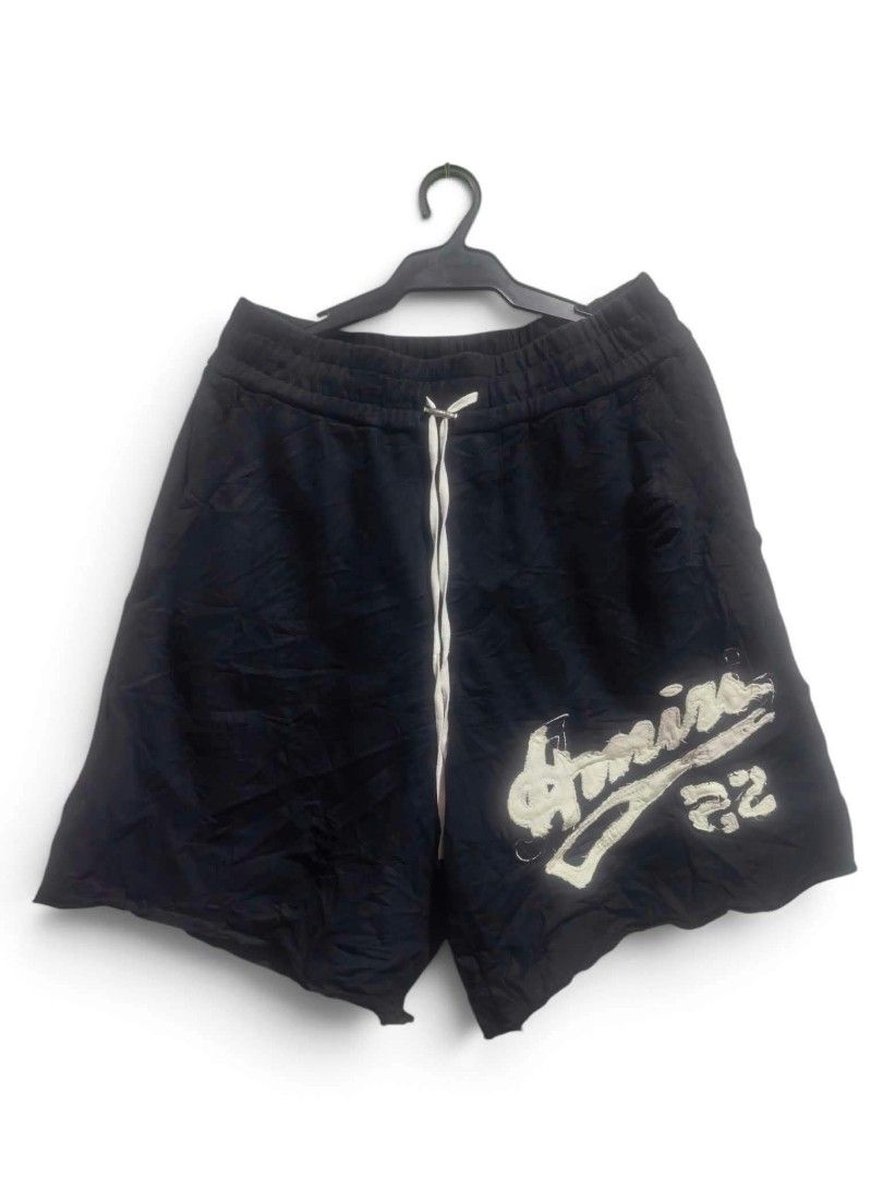 Amiri distressed design sweat short (Category: Shorts) located in Vinzons. Submitted by kspabico07187 (Listing ID 1470502373, Image 1). Description: Excellent condition Almost brandnew condition 10/10 cr Waist-30-34 L-19.