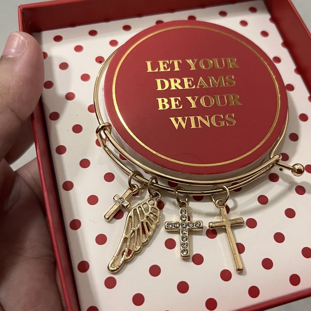 Anik anik bundle - Rhinestone Watch, Charm Bracelet, Key Chain (Category: Women's Watches) located in San Jacinto. Submitted by happyneko_dragon (Listing ID 1470487670, Image 3). Description: .