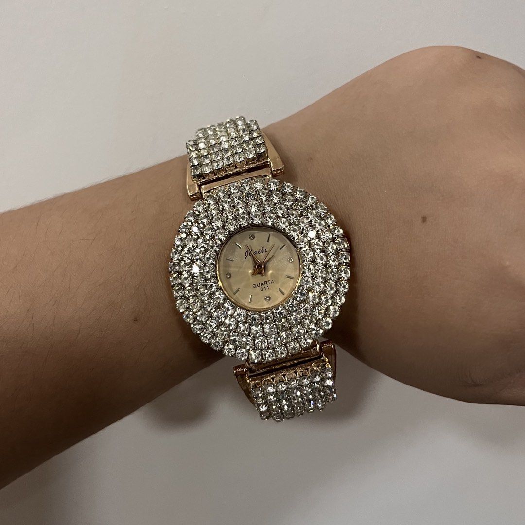 Anik anik bundle - Rhinestone Watch, Charm Bracelet, Key Chain (Category: Women's Watches) located in San Jacinto. Submitted by happyneko_dragon (Listing ID 1470487670, Image 2). Description: .