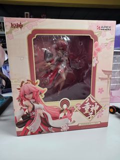 Genshin Impact Clorinde set, Toys & Collectibles, Fan Merchandise ...
