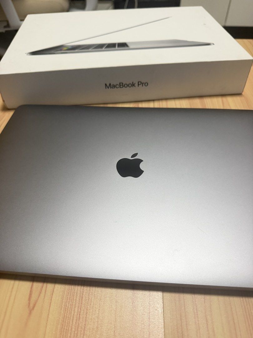 MacBook Pro 15in Intel Core i7 16GB (Category: Laptops & Notebooks) located in Quezon City. Submitted by bakedmacarhona (Listing ID 1470454373, Image 2). Description: BEST DEAL! 💯 TRUSTED SELLER w/ ⭐️⭐️⭐️⭐️⭐️ rating! Feel free to check my Reviews. - Model: MacBook Pro 15-inch (2017) - Color: Space Grey - OS: macOS Ventura 13.7.3 - Processor: 2.8 GHz Quad-Core Intel Core i7 - Memory: 16 GB 2133 MHz LPDDR3 - Graphics: Intel HD Graphics 630 1536 MB