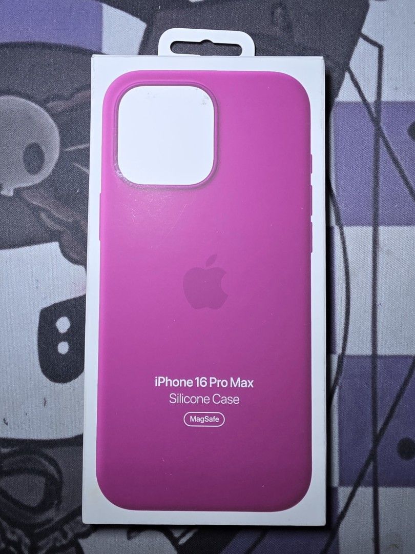 Apple Silicone Case 16 Pro Max (Category: Cases & Sleeves) located in Manila. Submitted by cloudybeep (Listing ID 1470480548, Image 1). Description: For sale Apple Silicone case for iPhone 16 Pro Max Original .