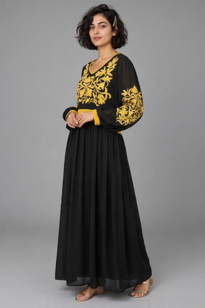 Arabic dress, Women's Fashion, Dresses & Sets, Traditional & Ethnic ...