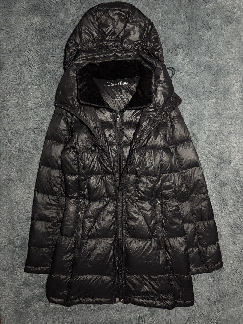 Archive Calvin Klein Down Puffer Jacket (Category: Coats, Jackets and Outerwear) located in Valenzuela. Submitted by nijol (Listing ID 1470537797, Image 1). Description: Dimensions: Pit to pit: 19.5 Shoulder to hem: 32 Shoulder to shoulder: 15.5 Sleeve length: 24.5 .