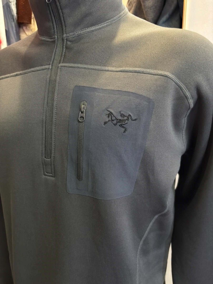 Arc'teryx Mens LEAF Rho AR Baselayer (Category: Hiking & Camping) located in Baguio. Submitted by krizzairene (Listing ID 1470459562, Image 3). Description: -Heavyweight -Military-grade tactical baselayer Tagged:MEDIUM -21" Width X 27" Length -Excellent condition,no issue.