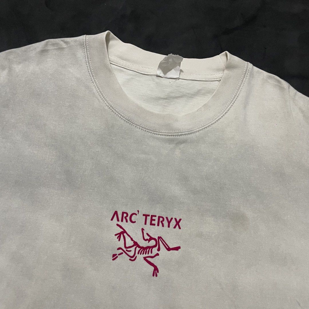 Arc’teryx Tie Dye Two Tone Tee (Category: Tshirts & Polo Shirts ) located in Manila. Submitted by bloodripsx (Listing ID 1470544217, Image 3). Description: .