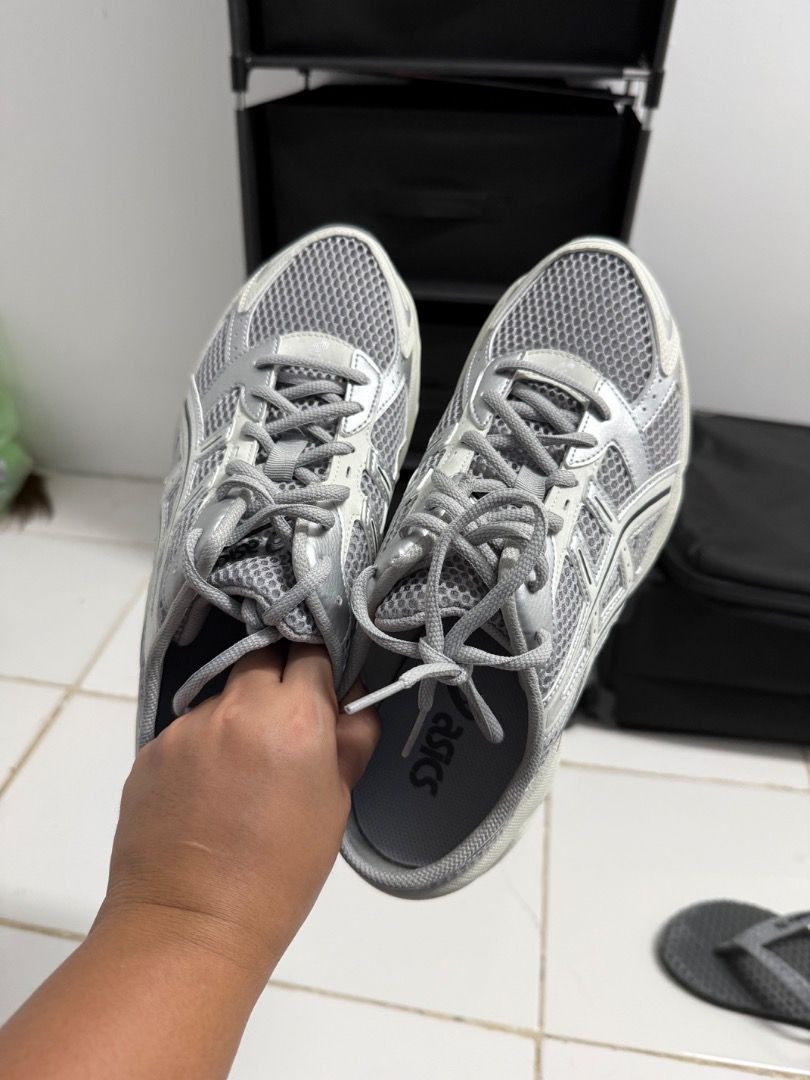 Asics gel mule (Category: Sneakers) located in Caloocan City. Submitted by coolhawk.9a9cb6 (Listing ID 1470401899, Image 3). Description: Asics gel mule never been used.