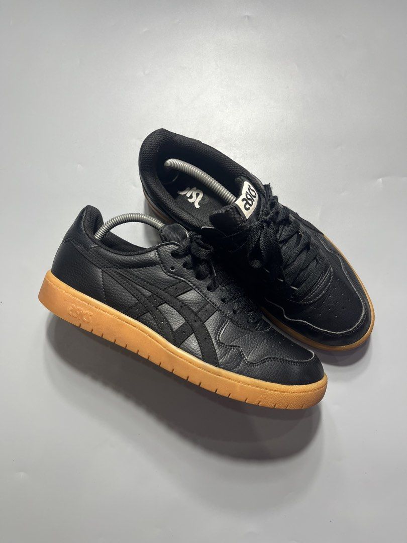 ASICS JAPAN S BLACK GUM (Category: Sneakers) located in Pagadian. Submitted by criss_johnn (Listing ID 1470458059, Image 1). Description: ASICS JAPAN S BLACK GUM 9 us 42.5 eur 27 cm Excellent to as new Thrifted pair Authentic No issue -Solid nito pamorma nyo mga boss✨ ₱1499 free shipping ✈️.