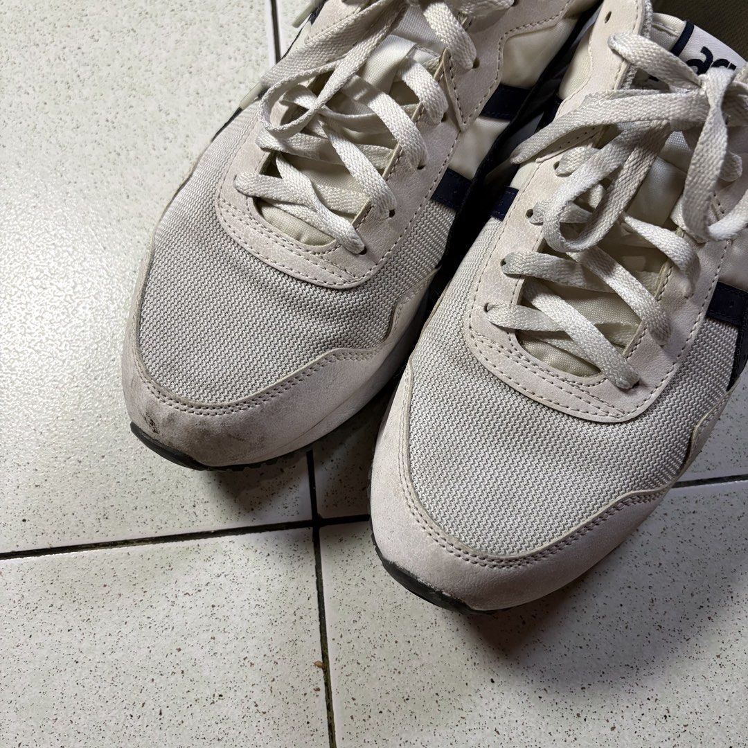 ASICS JP Tiger Runner 2 Sneakers in White (Category: Sneakers) located in Manila. Submitted by yama_archive (Listing ID 1470422668, Image 3). Description: ASICS JP Tiger Runner 2 Sneakers in White Size 11US / 10UK / 45EU / 28.5CM ₱2000 Issues: Needs deep cleaning Condition: 10/10 Color Rate: 10/10 *Color might be different in person due to camera settings/lighting* *No cancelling/exchange of items* *Shipping via J&T or Lalamove at buyer's expense