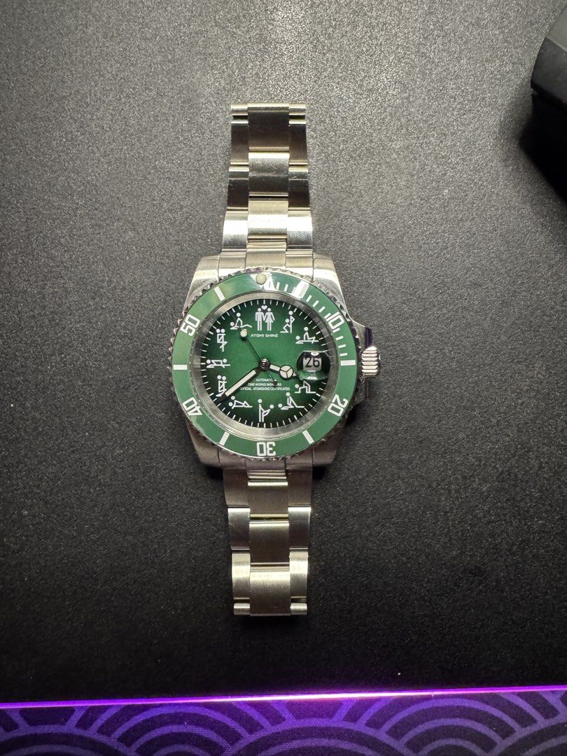 Atomi shine watch (Category: Luxury Watches) located in Manila. Submitted by kaisero (Listing ID 1470472641, Image 3). Description: May mga links na kasama box at id for authenticity Ilang beses lang nagamit wala mga gasgas.
