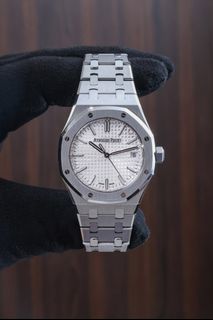 (Category: ) located in . Submitted by vintage.grail (Listing ID 1470408986, Image 1). Description: .